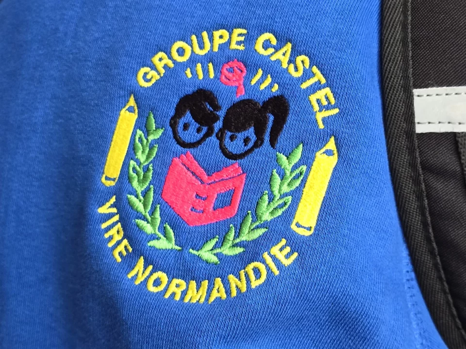 APE-ecole-primaire-sweat-broderie-personnalise-pointparfait